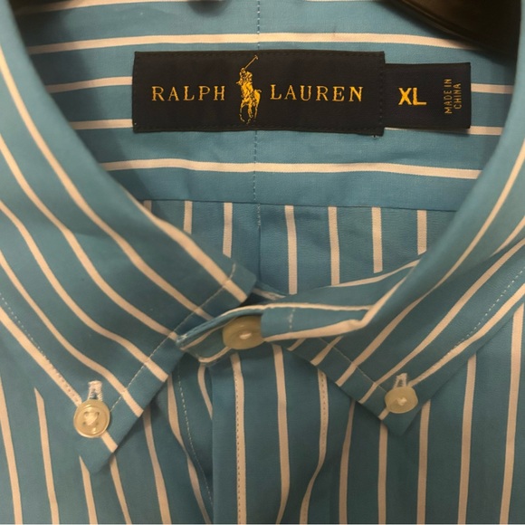 BNWOT Mans button down shirt - Picture 5 of 7